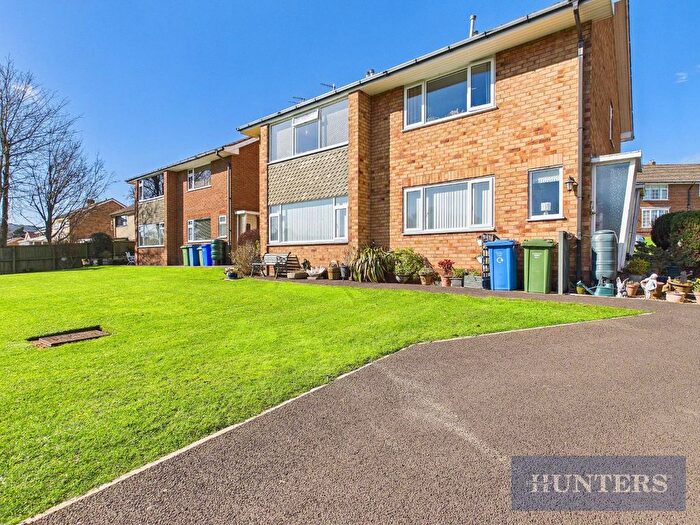 2 Bedroom Flat For Sale In Scalby Beck Road, Scalby, Scarborough, YO13