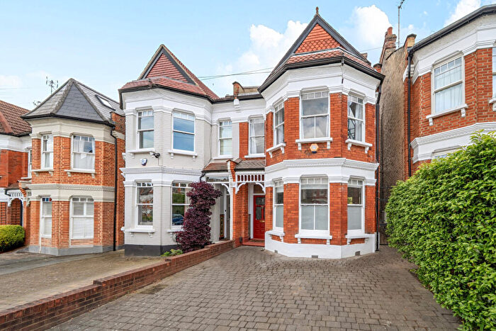 4 Bedroom House For Sale In Wilton Road, Muswell Hill, London, N10