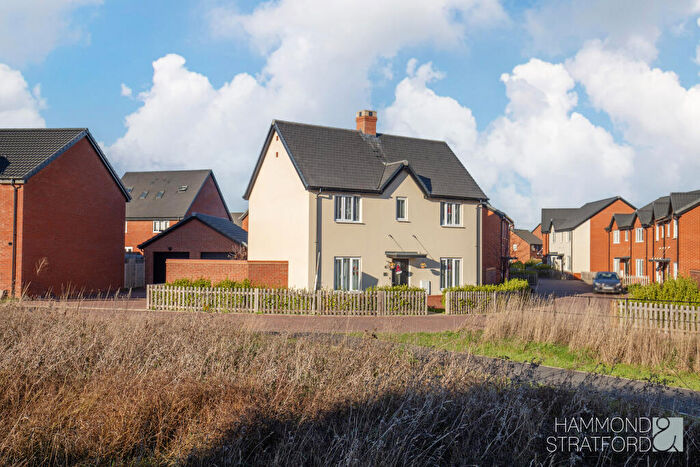 3 Bedroom Detached House For Sale In Livick Crescent, Hethersett, NR9