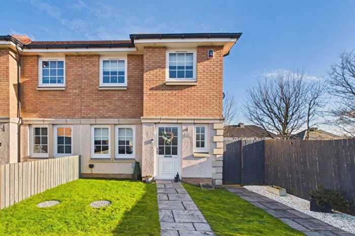3 Bedroom End Of Terrace House For Sale In Bell Quadrant, Carfin, ML1