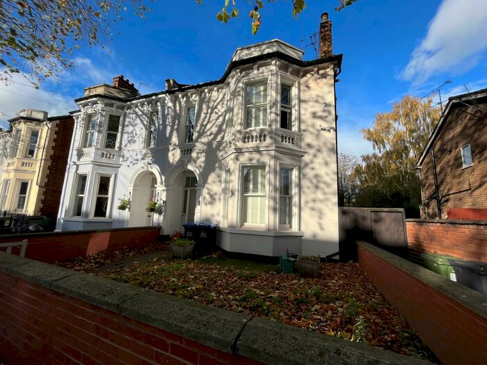 1 Bedroom Apartment To Rent In Avenue Road, Leamington Spa, CV31