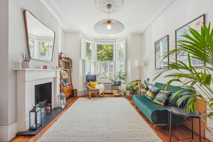 5 Bedroom Terraced House To Rent In Winchendon Road, Fulham, London, SW6