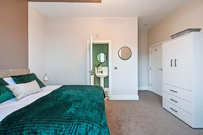 9 Bedroom House To Rent In Richards Terrace, Cardiff, CF24