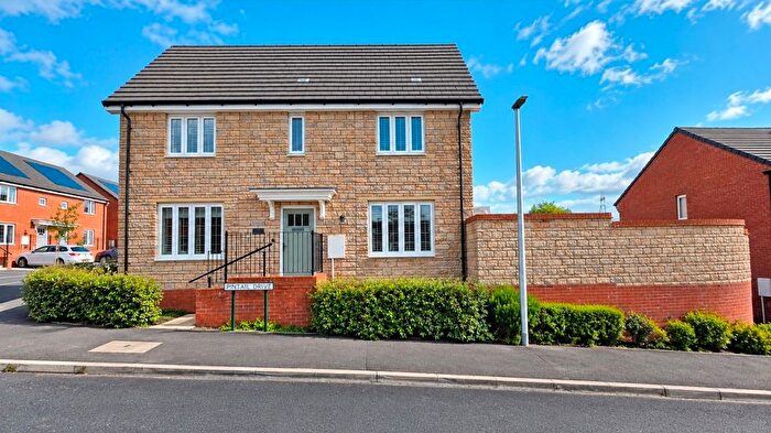 3 Bedroom Detached House For Sale In Pintail Drive, Ivybridge, PL21