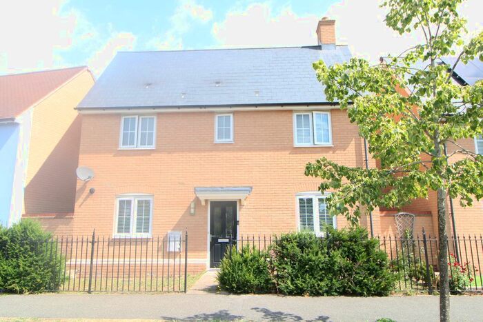 3 Bedroom Semi-Detached House To Rent In Hooper Avenue, Colchester, CO2