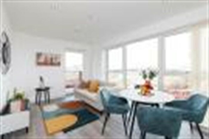 1 Bedroom Flat To Rent In Thames Road London, Thames, E16