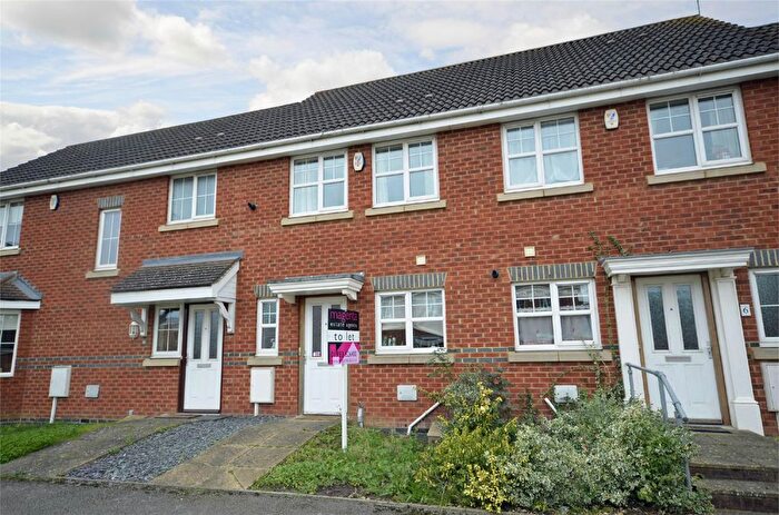 2 Bedroom Terraced House To Rent In Vicarage Road, Rushden, Northamptonshire, NN10