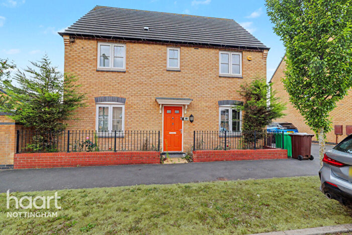 4 Bedroom Detached House For Sale In Chalfont Drive, Beechdale, NG8