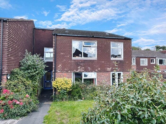 2 Bedroom Flat For Sale In Rothermere Close, Benenden, Cranbrook, TN17