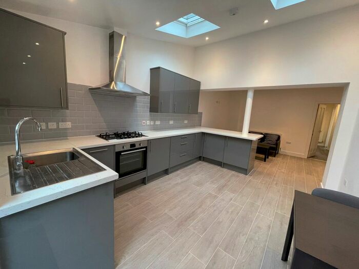 4 Bedroom Terraced House To Rent In Grays Road, Headington, Oxford, OX3