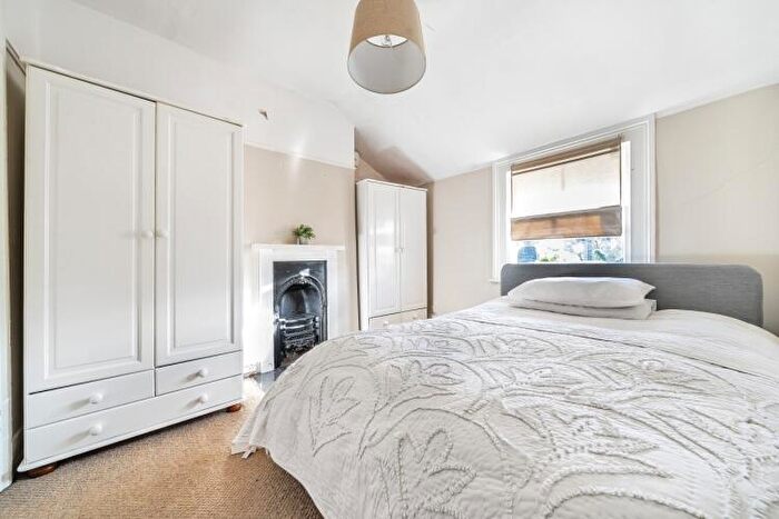 2 Bedroom Flat To Rent In Blackheath Grove Blackheath, SE3