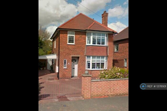 3 Bedroom Detached House To Rent In Aspley Park Drive, Nottingham, NG8