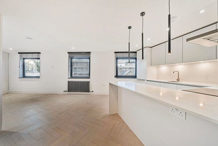 Studio To Rent In Melbourne Grove, East Dulwich, SE22