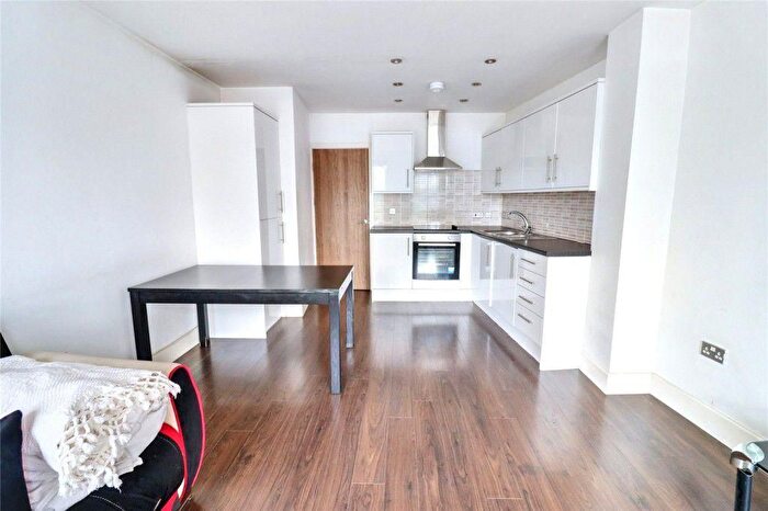 1 Bedroom Flat To Rent In High Road, London, N17