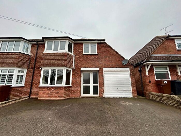 3 Bedroom Semi Detached House To Rent In Leasowe Road, Rubery, Rednal, Birmingham, B45