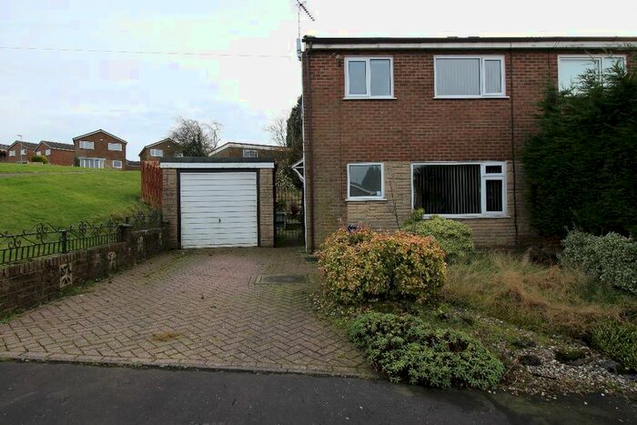 3 Bedroom Semi-Detached House To Rent In Columbia Way, Blackburn, BB2