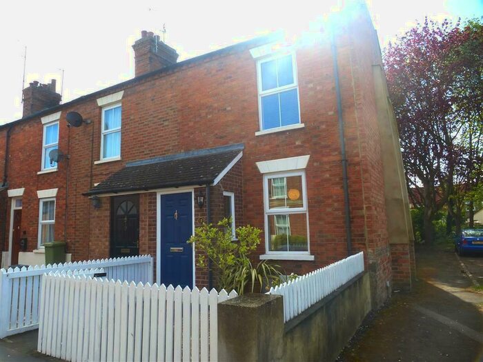 2 Bedroom House To Rent In King Street, Stony Stratford, Milton Keynes, MK11