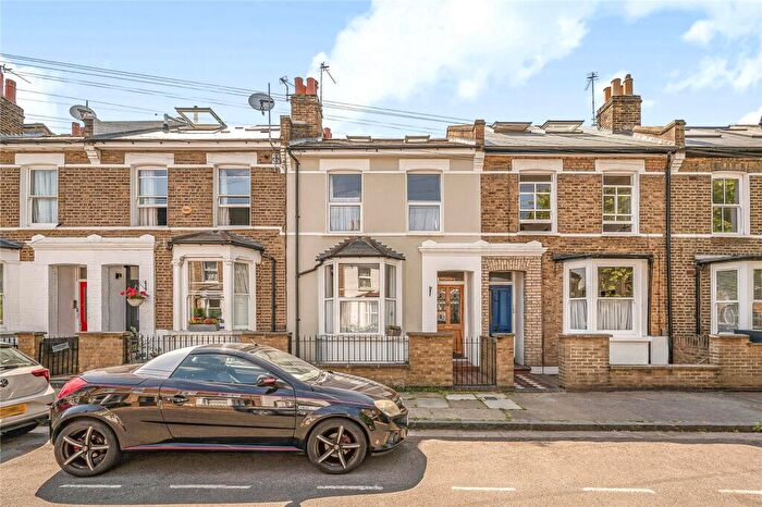 4 Bedroom Terraced House For Sale In Howden Street, Peckham, London, SE15