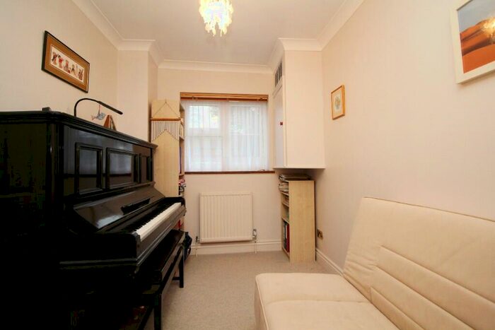 3 Bedroom Terraced House For Sale In Broadbridge Mill, Old Bridge Road, Bosham, PO18