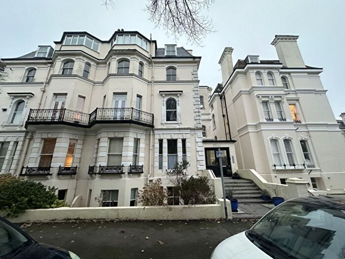2 Bedroom Flat To Rent In Trinity Crescent, Folkestone, CT20