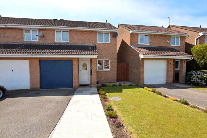 3 Bedroom Semi-Detached House To Rent In Longs Drive, Yate, Bristol, BS37