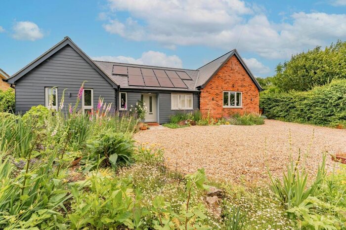 3 Bedroom Detached Bungalow For Sale In Etling Green, Dereham, NR20