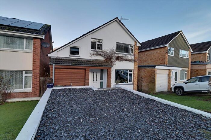 4 Bedroom Detached House For Sale In Silvan Drive, Braunton, Devon, EX33