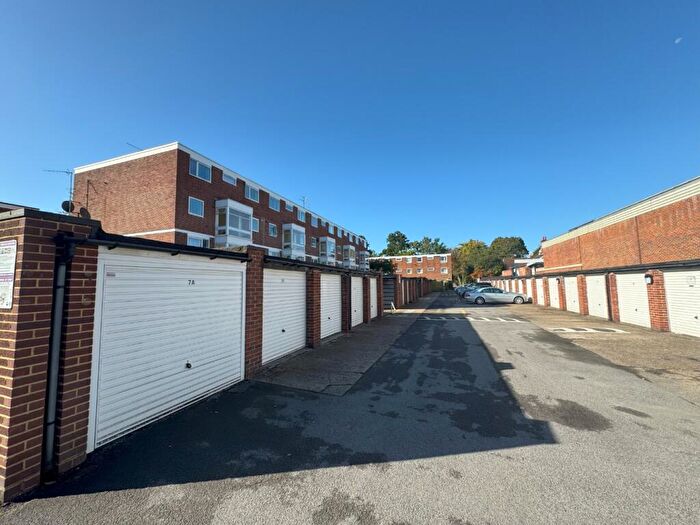 2 Bedroom Apartment To Rent In Hersham Road, Walton-On-Thames, Surrey, KT12