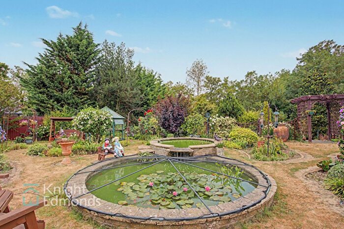 3 Bedroom Detached Bungalow For Sale In Blythe Road, Maidstone, ME15