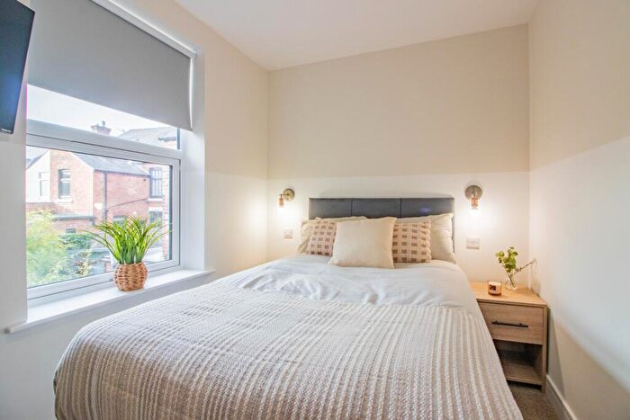 1 Bedroom Flat To Rent In Room Brookhill Street, Stapleford, NG9