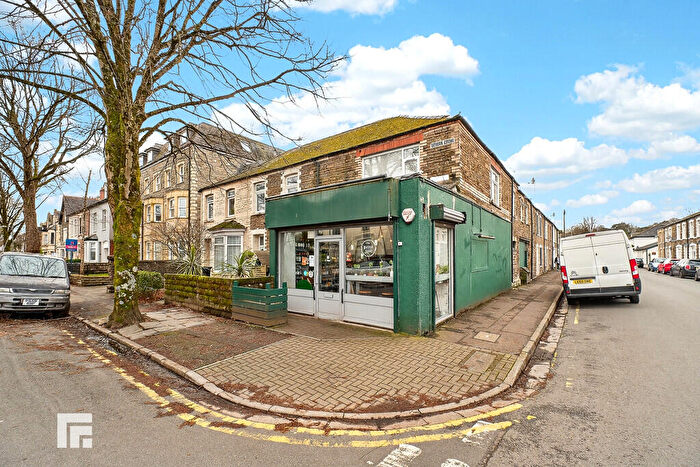 3 Bedroom End Of Terrace House For Sale In Severn Grove, Pontcanna, Cardiff, CF11