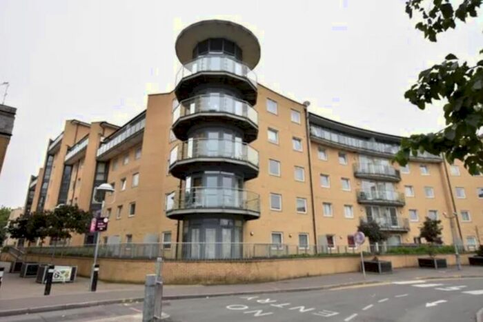 2 Bedroom Flat To Rent In Highfield Road, Feltham, TW13