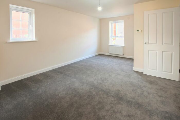 3 Bedroom Town House To Rent In Dionard Drive, New Lubbesthorpe, Leicester, LE19