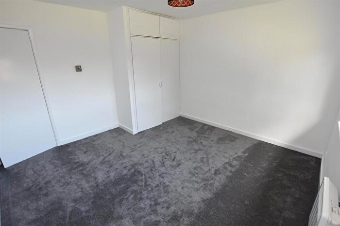 2 Bedroom Apartment To Rent In Abdon Avenue, Birmingham, West Midlands, B29