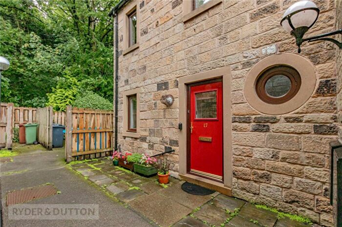1 Bedroom Apartment For Sale In Pickhill Mews, Uppermill, Saddleworth, OL3