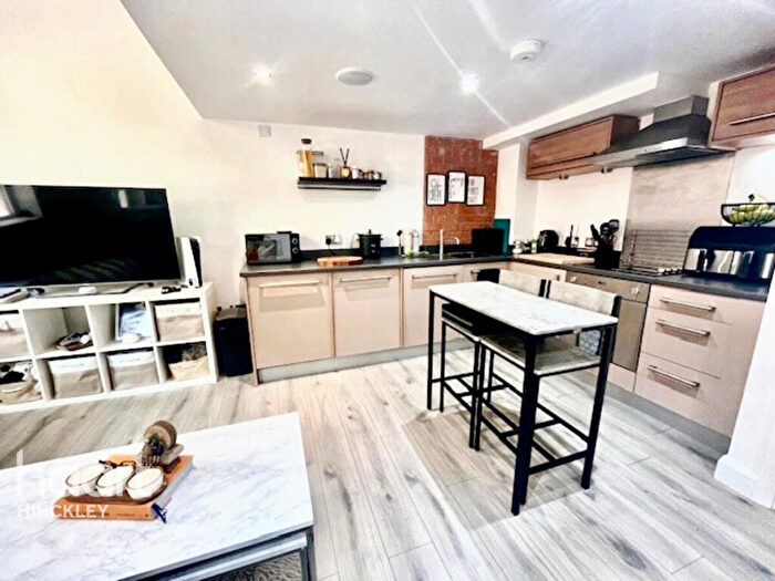 1 Bedroom Duplex For Sale In New Street, Hinckley, LE10