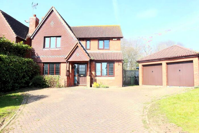 4 Bedroom Detached House To Rent In Faraday Drive, Shenley Lodge, Milton Keynes, MK5