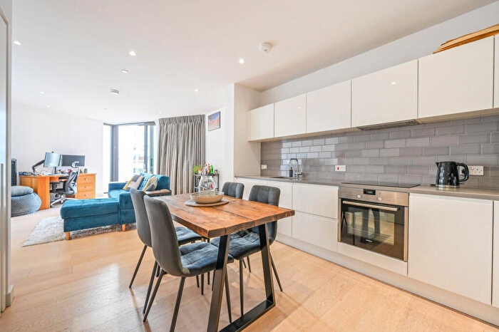 1 Bedroom Flat For Sale In Summerston House, , Docklands, London, E16