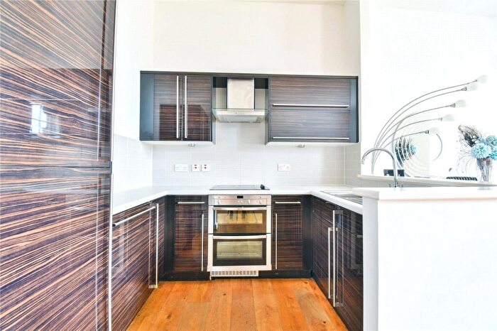2 Bedroom Apartment To Rent In Didsbury Gate, Houseman Crescent, West Didsbury, Manchester, M20