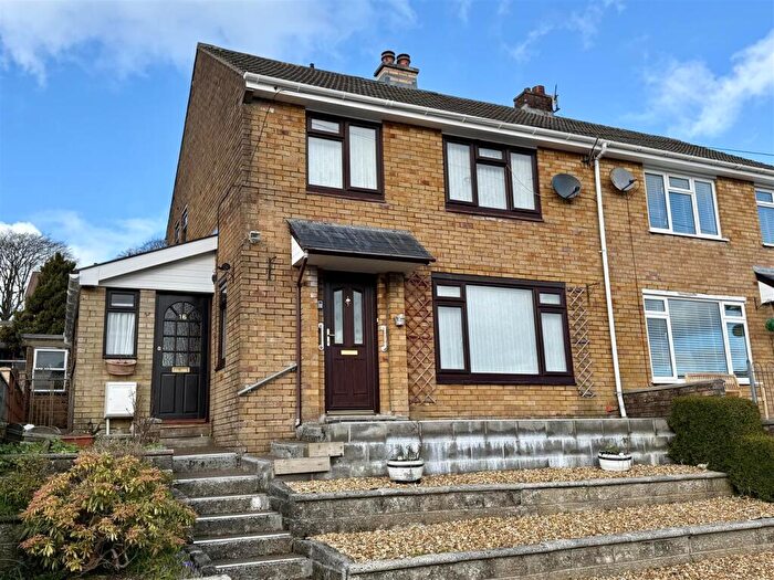 3 Bedroom House For Sale In Bryn Yr Eglwys, Lampeter, SA48