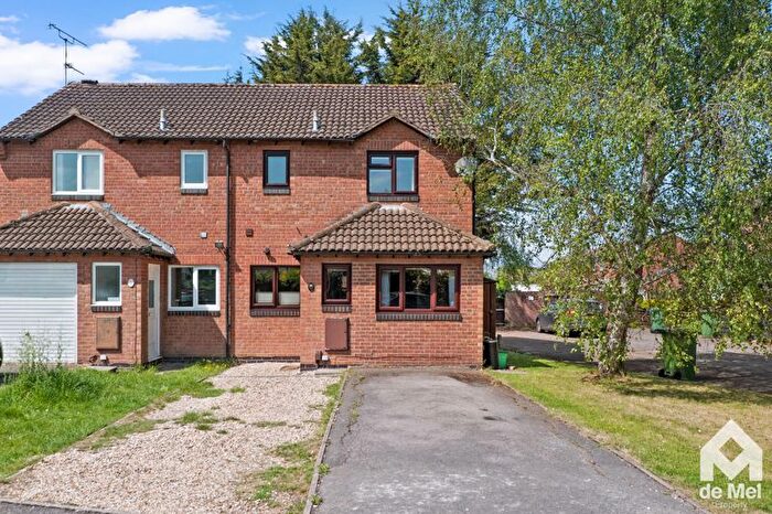 3 Bedroom Semi-Detached House For Sale In Willowbrook Drive, Cheltenham, GL51
