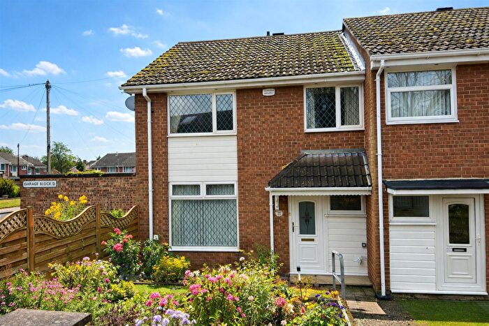 3 Bedroom End Of Terrace House For Sale In Whitby Way, Darlington, DL3
