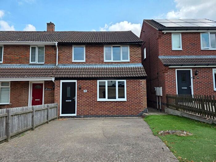 3 Bedroom Semi-Detached House To Rent In Robin Hood Road, Arnold, Nottingham, Nottinghamshire, NG5