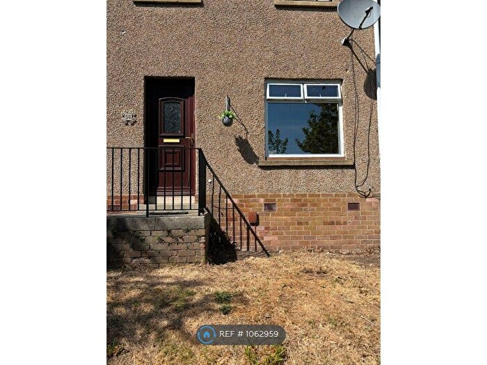 2 Bedroom End Of Terrace House To Rent In Pentland Avenue, Dundee, DD2