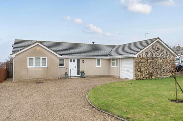 3 Bedroom Semi-Detached Bungalow For Sale In Compton Court, Long Compton, Shipston-On-Stour, CV36