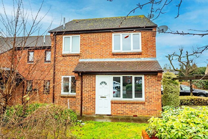 1 Bedroom End Of Terrace House For Sale In St. Leonards Court, House Lane, Sandridge, St. Albans, AL4