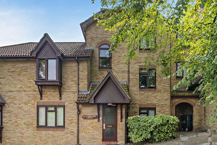 1 Bedroom Flat For Sale In Cypress Road, London, SE25