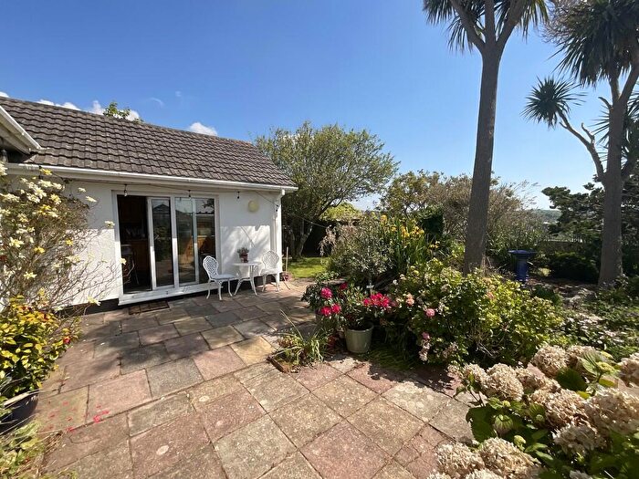 3 Bedroom Detached Bungalow To Rent In Lynstone Road, Bude, EX23