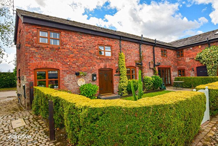 3 Bedroom Semi-detached House For Sale In Booths Lane, Lymm, WA13