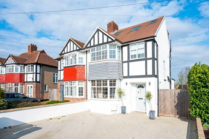 4 Bedroom Semi Detached House For Sale In Ancaster Crescent, New Malden, KT3